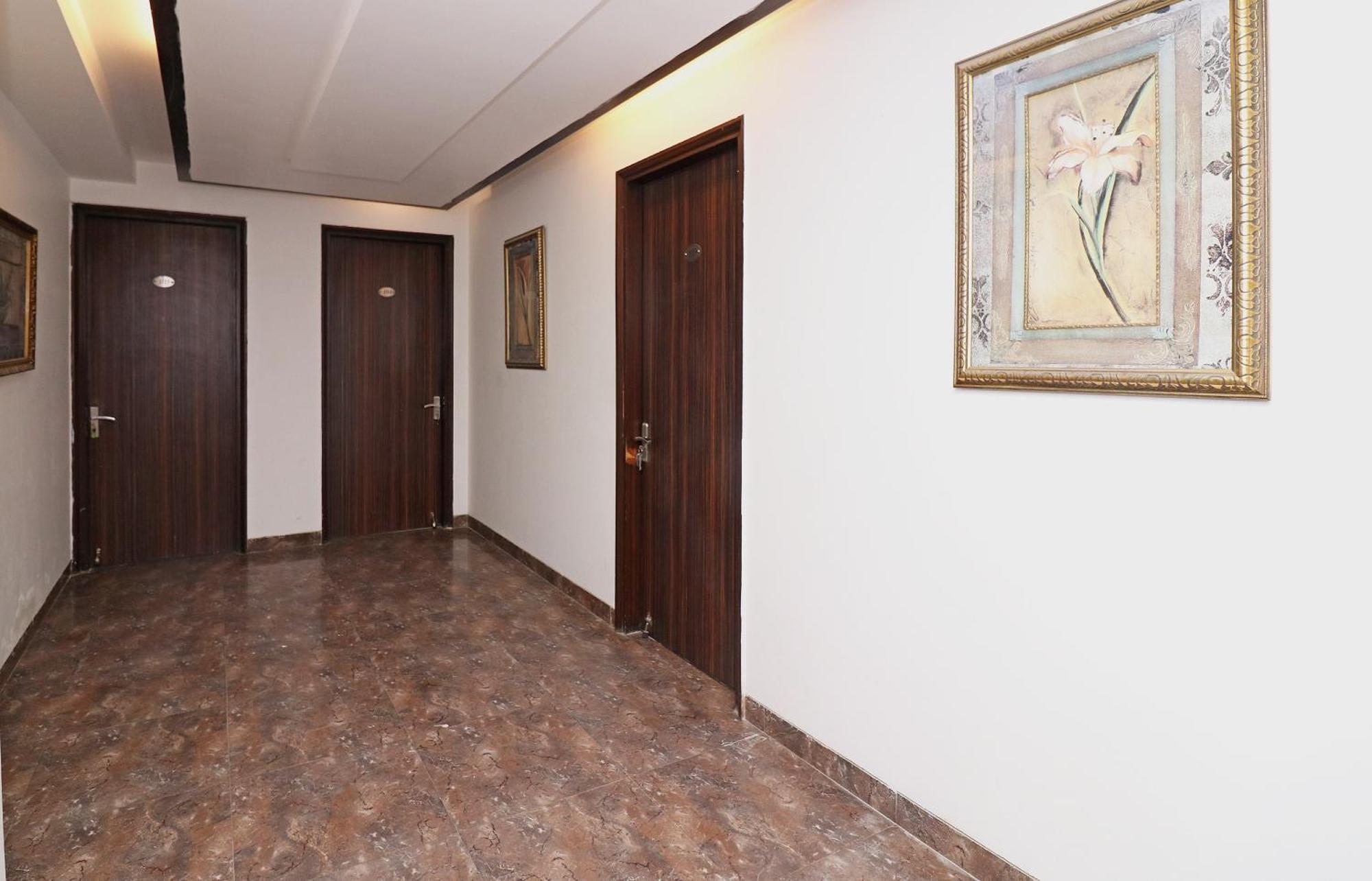 Wonderland Inn Near Aravali Biodiversity Park Gurgaon Exteriör bild